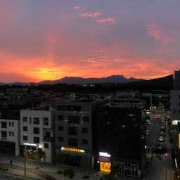 거주지 리뷰 첫번째 이미지