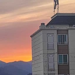 거주지 리뷰 첫번째 이미지