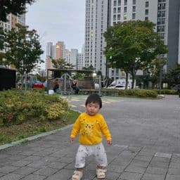 거주지 리뷰 첫번째 이미지
